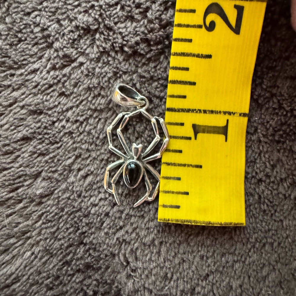925 silver and black onyx spider pendant. - Picture 3 of 4